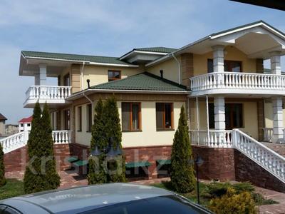 Отдельный дом · 10 комнат · 756 м² · 50 сот., Байдибек баба 3 за 310 млн 〒 в Каскелене