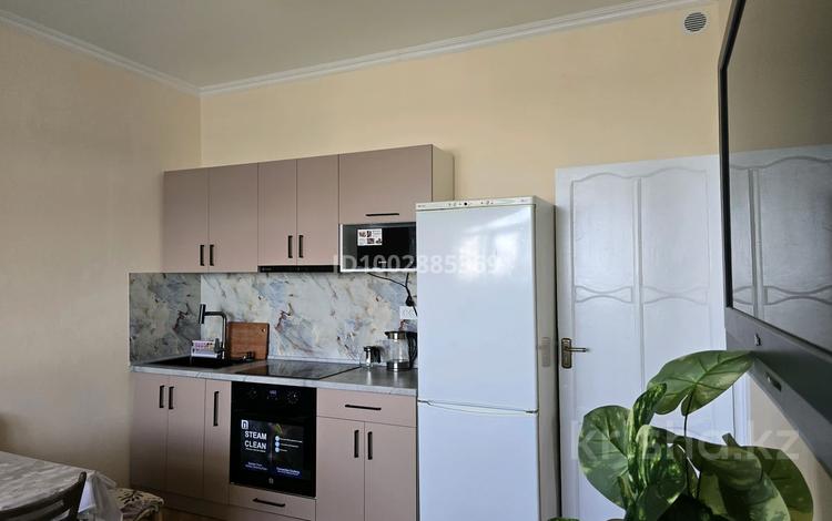 2-комнатная квартира · 65 м² · 9/9 этаж, мкр Алмагуль 269 за 350 000 〒 в Алматы, Бостандыкский р-н — фото 2