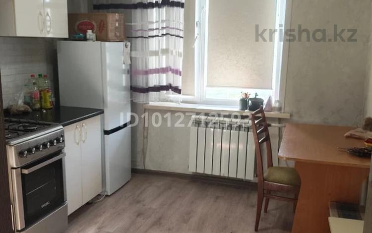 2-бөлмелі пәтер · 56 м² · 5/5 қабат, Сеченова — Областной больницы школы торгового центра, бағасы: 150 000 ₸ в Семее — фото 2