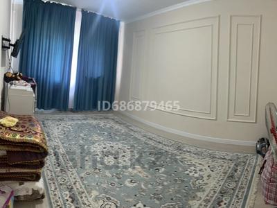 1-комнатная квартира, 40 м², 2/5 этаж, мкр Аксай-4 8 за 28 млн 〒 в Алматы, Ауэзовский р-н