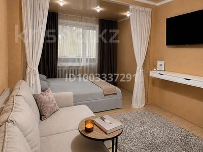 1-бөлмелі пәтер · 45 м² · 2/5 қабат, Момышулы 35, бағасы: 12 000 ₸ в Темиртау