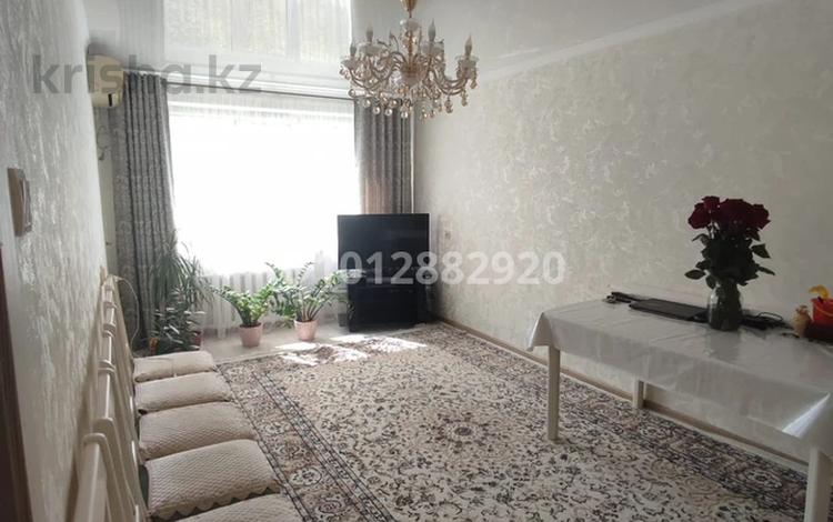3-комнатная квартира · 71 м² · 4/5 этаж, мкр Кунаева 71 — трасса Желаево, Проспект Абулхаир хана, Кунаева, Женис за 27 млн ₸ в Уральске — фото 2