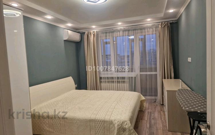 3-комнатная квартира · 89 м² · 7/10 этаж, мкр Кадыра Мырза-Али 17 за 350 000 ₸ в Уральске — фото 3