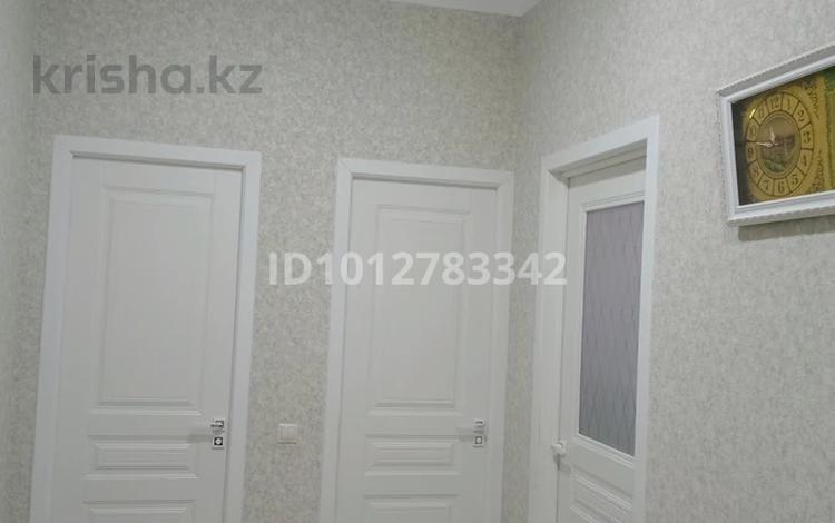 2-бөлмелі пәтер · 72 м² · 2/7 қабат, 19-й мкр, 19 мкрн 10/1-10/3, бағасы: 25 млн ₸ в Актау — фото 2