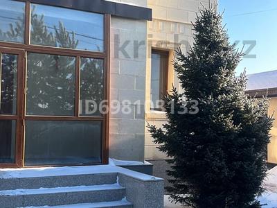 Жеке үй · 6 бөлме · 255 м² · 10 жүзд., Мустафа шокая 60 — Мустафа Шокая 70я улица, бағасы: 140 млн ₸ в Астане
