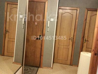 4 комнаты · 65 м² · 3/5 этаж, Пр.Абая за 100 000 ₸ в Астане, р-н Байконур