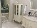 5-комнатная квартира · 257 м² · 3/7 этаж, Зенкова за 282 млн ₸ в Алматы, Медеуский р-н — фото 23