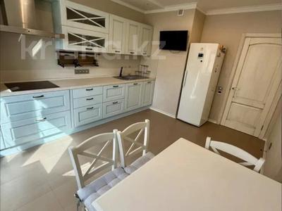 3-бөлмелі пәтер · 100 м² · 5 қабат, Достык 42, бағасы: 700 000 ₸ в Алматы, Медеуский р-н