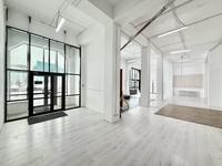 Еркін, кеңселер, дүкендер мен бутиктер, сұлулық салондары, фитнес және спорт, медорталықтар мен дәріханалар, білім орталықтары, конференц-залдар, кабинеттер және жұмыс орындары, студиялар · 270 м², бағасы: 1.6 млн 〒 в Астане, Алматы р-н