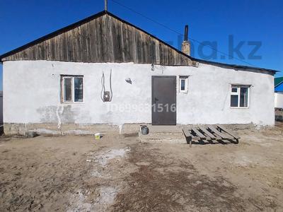 Продажа домов и дачи в Абай обл.: Отдельный дом · 3 комнаты · 150 м² · 10 сот., Пер Рудный 3 — Школы 34 за 15 млн 〒 Отдельный дом · 3 комнаты · 150 м² · 10 сот., Пер Рудный 3 — Школы 34 за 15 млн 〒 в Семее, мкр Красный Кордон