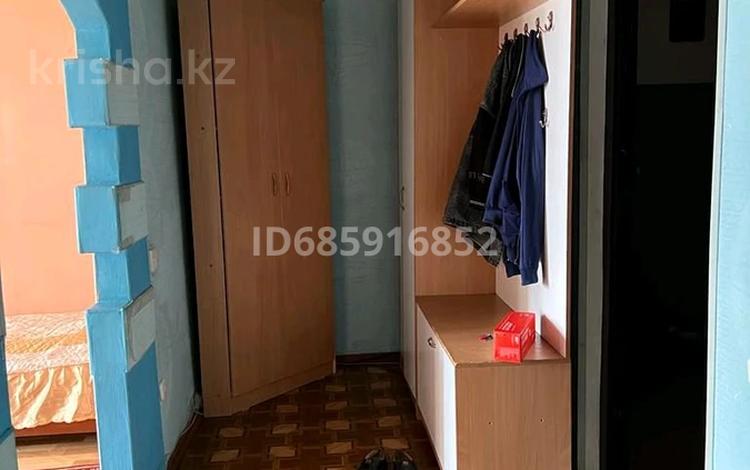 1-комнатная квартира · 42 м² · 8/9 этаж, мкр Юго-Восток, Мкр Гульдер 2 15 за 150 000 ₸ в Караганде, Казыбек би р-н — фото 2