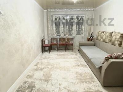 2-комнатная квартира · 44.5 м² · 2/5 этаж, Майкудук, 13й микрорайон за 10.8 млн ₸ в Караганде, Алихана Бокейханова р-н