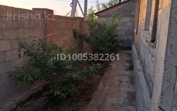 Отдельный дом · 4 комнаты · 100 м² · 3.8 сот., Мкр.Береке участок 14 — Кишы Байсерке за 16 млн ₸ — фото 2