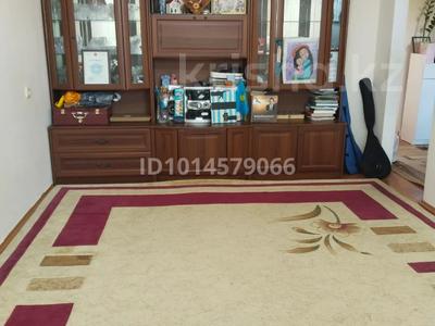3-бөлмелі пәтер · 61.5 м² · 5/5 қабат, Қонаев ш/а., жданова 46/1 — Гагарина-Жданова, бағасы: 14 млн ₸ в Уральске, мкр Кунаева