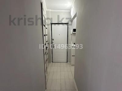3-бөлмелі пәтер · 60 м² · 5/5 қабат, Центральный ш/а. 10 — Район Светланы, бағасы: 250 000 ₸ в Атырау, мкр Центральный