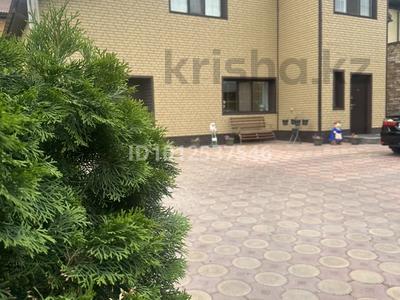 Отдельный дом · 4 комнаты · 270 м² · 6 сот., Абая 118А за 154 млн ₸ в Павлодаре