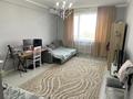 1-комнатная квартира · 56 м² · 6/9 этаж, мкр №10 59А за 300 000 ₸ в Алматы, Ауэзовский р-н