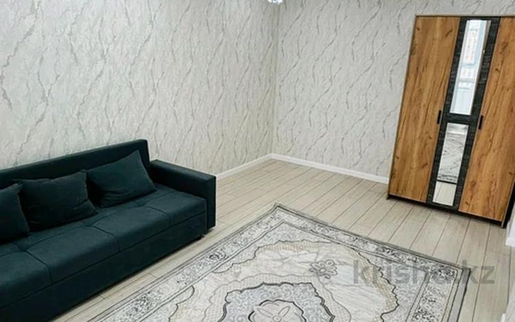 1-комнатная квартира · 42.4 м² · 16/20 этаж, Жургенова — А Байтурсынова за 28.6 млн ₸ в Астане, Сарайшык р-н — фото 2