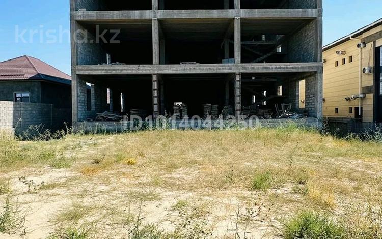 Свободное назначение · 1750 м² за 2 222 ₸ в Шымкенте, Каратауский р-н — фото 2