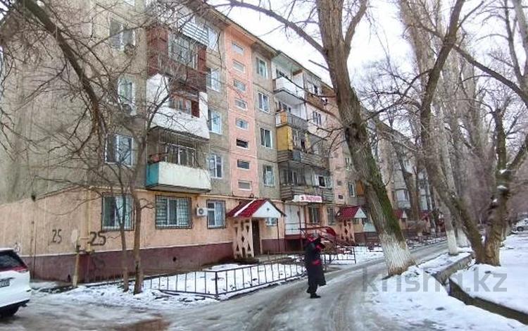 2-комнатная квартира · 45.5 м² · 5/5 этаж, Мкр.6 ул.Талас 25 за 9 млн ₸ в Таразе — фото 2