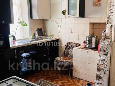 3-бөлмелі пәтер · 73.7 м² · 1/2 қабат, мкр Михайловка , Нарманбет Толепова 80, бағасы: 15.5 млн ₸ в Караганде, Казыбек би р-н