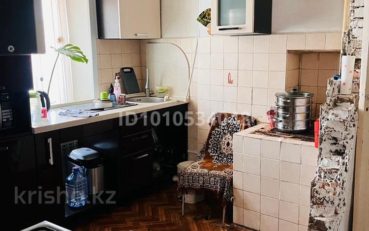 3-бөлмелі пәтер · 73.7 м² · 1/2 қабат, мкр Михайловка , Нарманбет Толепова 80, бағасы: 15.5 млн ₸ в Караганде, Казыбек би р-н — фото 2