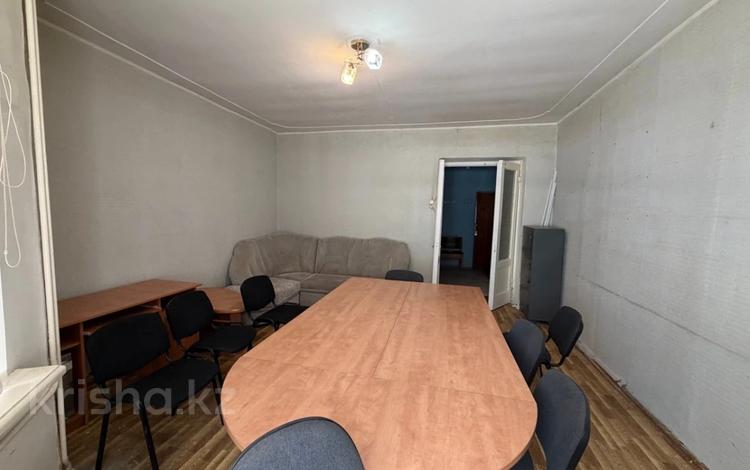 3-комнатная квартира · 76.5 м² · 1/3 этаж, Урицкого за 18.5 млн ₸ в Костанае — фото 6