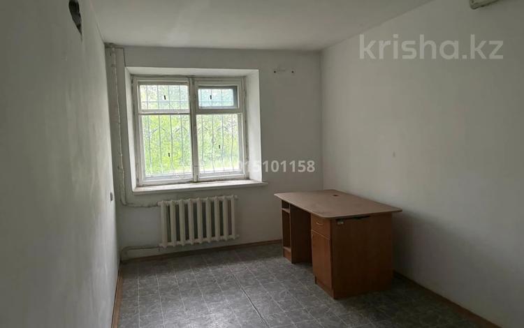 3-бөлмелі пәтер · 71.3 м² · 1/4 қабат, Момышулы 129, бағасы: ~ 17.2 млн ₸ в Экибастузе — фото 2