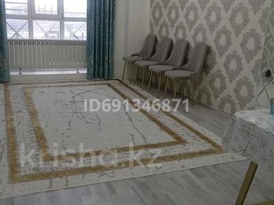 Пәтерлер в Актюбинской обл.: 2-бөлмелі пәтер · 55 м² · 12/13 қабат, мкр 11, Аз-Наурыз 144, бағасы: 15.9 млн 〒 2-бөлмелі пәтер · 55 м² · 12/13 қабат, мкр 11, Аз-Наурыз 144, бағасы: 15.9 млн 〒 в Актобе