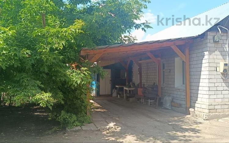 Отдельный дом · 3 комнаты · 48.6 м² · 4.3 сот., Касымханова 161Б за 15 млн ₸ в Костанае — фото 2
