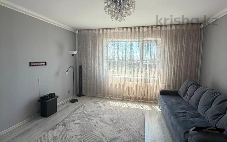 2-бөлмелі пәтер · 52.7 м² · 7/9 қабат, Кабанбай батыра 166, бағасы: 23.5 млн ₸ в Семее — фото 2