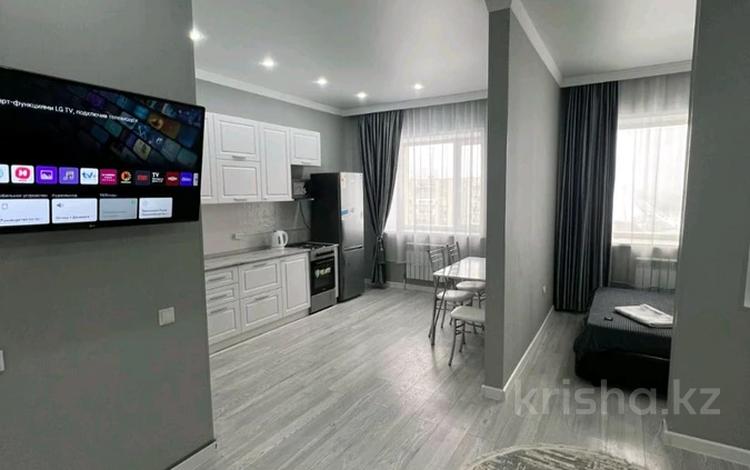 1-комнатная квартира · 45 м² · 8/9 этаж, мкр Юго-Восток, Мкр-он Орбита 1 17/2 за 18 000 ₸ в Караганде, Казыбек би р-н — фото 3