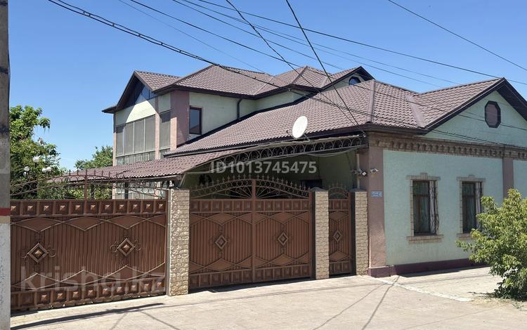 Отдельный дом · 10 комнат · 500 м² · 12 сот., Абуова 45 за 180 млн ₸ в  — фото 2