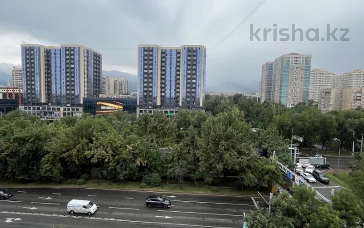 4-комнатная квартира · 100 м² · 7/7 этаж, Абая 141 за 69 млн ₸ в Алматы, Алмалинский р-н — фото 6