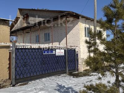 Часть дома · 8 комнат · 200 м² · 8 сот., Рысбек батыр 45/1 — Военкамат почтаға қарамақарсы за 29 млн ₸ в Бауыржан Момышулы