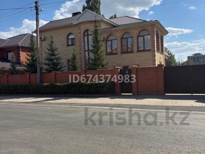 Отдельный дом · 9 комнат · 350 м² · 15 сот., Маралды 18 за 170 млн 〒 в Актобе, жилой массив Кирпичный