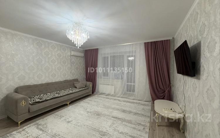 2-комнатная квартира · 87.5 м² · 5/5 этаж, мкр. Алтын орда 10 г — сзади апорт, ваниль по тауелсиздик за 30.5 млн ₸ в Актобе — фото 2