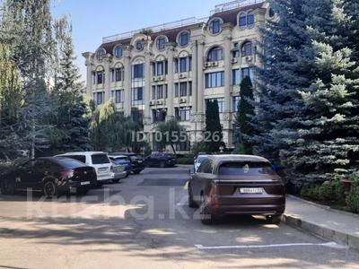 5-комнатная квартира · 215 м² · 1/5 этаж, мкр Самал-1, Омарова за 210 млн ₸ в Алматы, Медеуский р-н