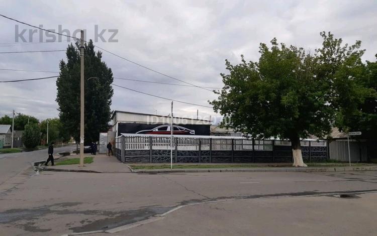 Свободное назначение, офисы, магазины и бутики, склады, общепит, развлечения, кабинеты и рабочие места, студии · 35 м² за 200 000 〒 в Павлодаре — фото 2