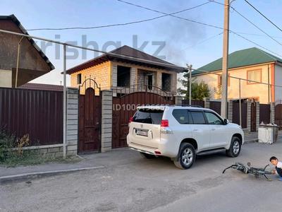 Жеке үй · 5 бөлме · 300 м² · 10 сот., Закарпатская 68 — Академия Гражданской авиации, бағасы: 185 млн 〒 в Алматы, Турксибский р-н