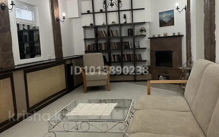2-комнатная квартира · 68 м² · 1/3 этаж, мкр Атырау 194 за 250 000 ₸ в Алматы, Медеуский р-н — фото 2