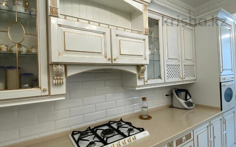 3-бөлмелі пәтер · 120 м² · 3/8 қабат, пр. Санкибай Батыра, бағасы: 58 млн ₸ в Актобе — фото 10