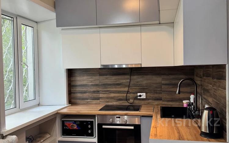 2-бөлмелі пәтер · 41 м² · 2/5 қабат, проспект Мира, бағасы: 10 млн ₸ в Темиртау — фото 4