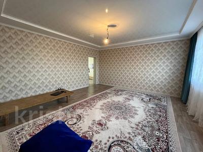 Часть дома • 8 комнат • 203.3 м² • 100 сот., Кошкарбаева за 26 млн 〒 в Жибек Жолы