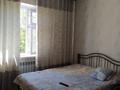 2-бөлмелі пәтер · 54 м² · 3/5 қабат, мкр Акбулым, Мкр Алатау 24 — Вдоль дороги возле поликлиники 8мкр, бағасы: 17.2 млн ₸ в Таразе — фото 3