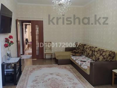 2-бөлмелі пәтер · 54 м² · 3/5 қабат, мкр Акбулым, Мкр Алатау 24 — Вдоль дороги возле поликлиники 8мкр, бағасы: 17.2 млн ₸ в Таразе