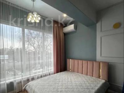 1-бөлмелі пәтер · 35 м² · 3/10 қабат, Кабанбай Батыра 15, бағасы: 300 000 ₸ в Алматы, Медеуский р-н