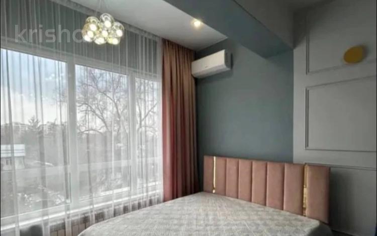 1-бөлмелі пәтер · 35 м² · 3/10 қабат, Кабанбай Батыра 15, бағасы: 300 000 ₸ в Алматы, Медеуский р-н — фото 5
