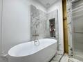 5-комнатная квартира · 175 м² · 12/22 этаж, Акмешит 1 за 303 млн ₸ в Астане, Есильский р-н — фото 36