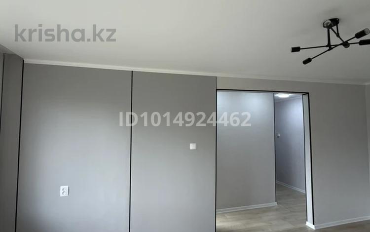 2-комнатная квартира · 45.4 м² · 4/5 этаж, 66-й квартал 9 — Возле новостройки за 15.5 млн ₸ в Семее — фото 2